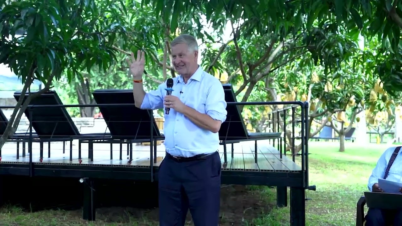 Erik Solheim attends Carbon Neutral Symposium at Amba Yaalu Kandalama