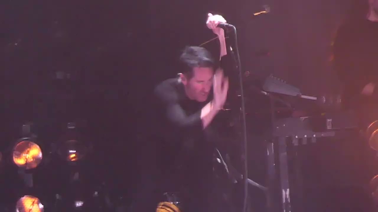 nine inch nails - Mr. Self Destruct - Barclays Center, Brooklyn, NY 9-2-25