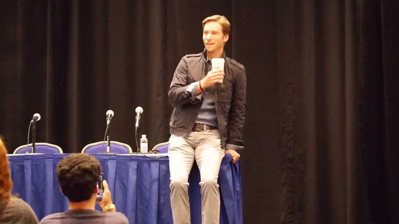 Troy Baker @ Anime USA 2013 Getting Requested to Do Excalibur's Song