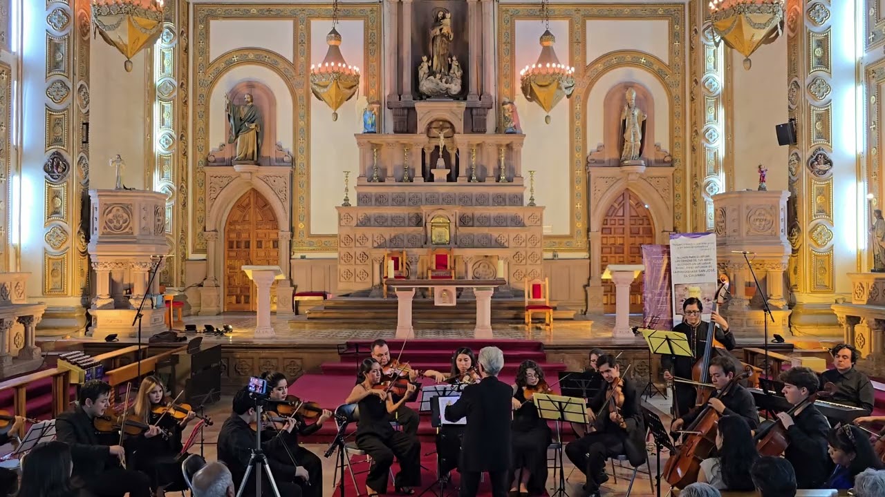 Simple Symphony Op. 4 - Sentimental Sarabande – Sentimental Sarabande / Orquesta de Cuerdas Amanecer