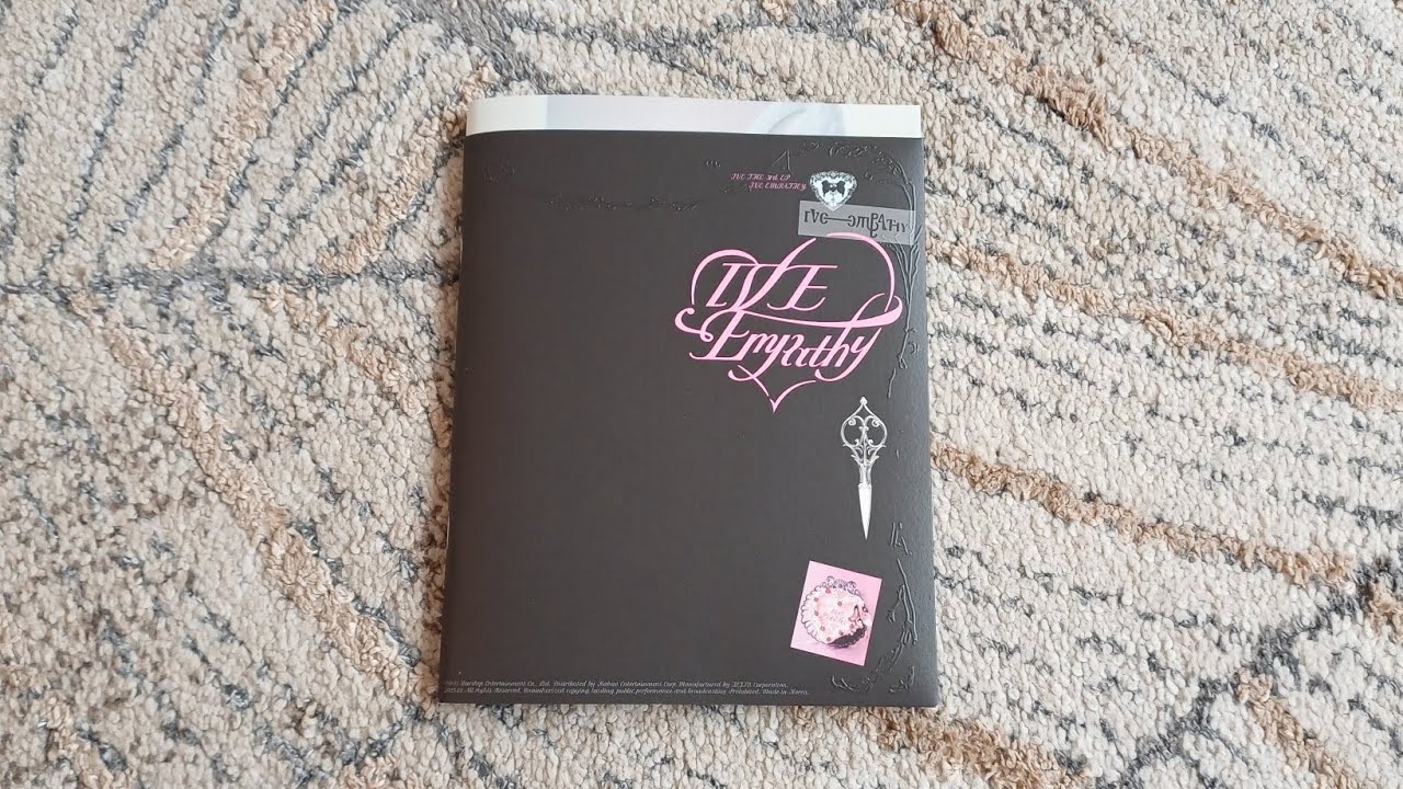 Unboxing IVE Ive Empathy - You version with Apple music pre-order benefit 