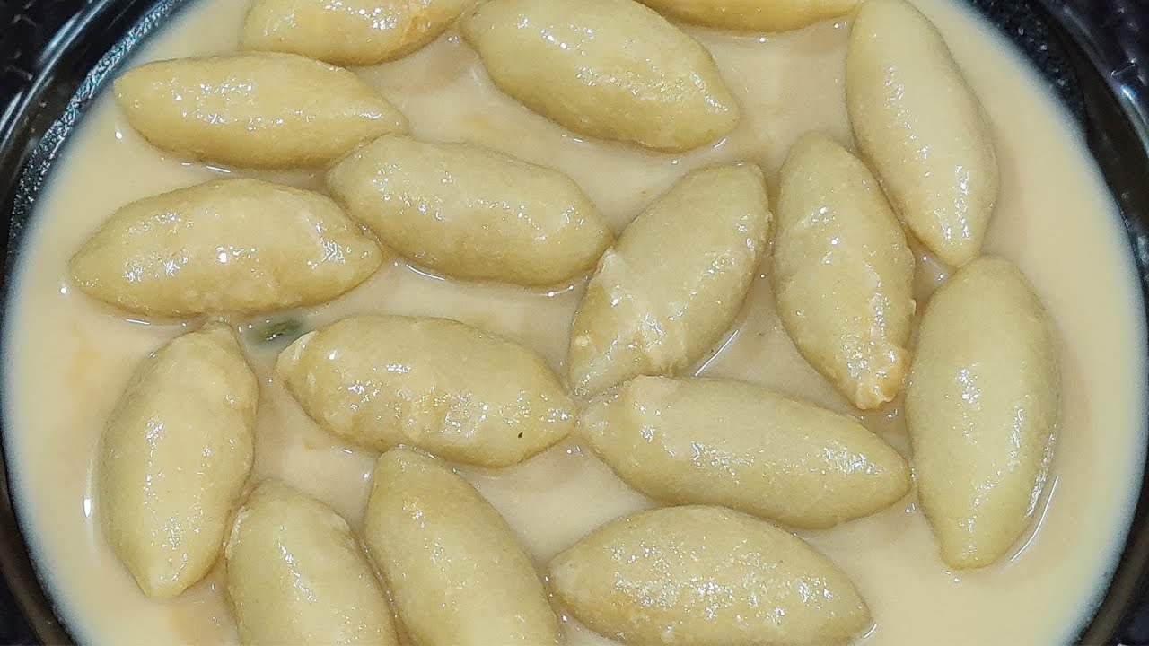 সুজির দুধ পুলি । মুখে দিলেই মিলিয়ে যাবে এই নরম তুলতুলে দুধপুলি পিঠা । Sujir Dudh Puli Pitha Recipe