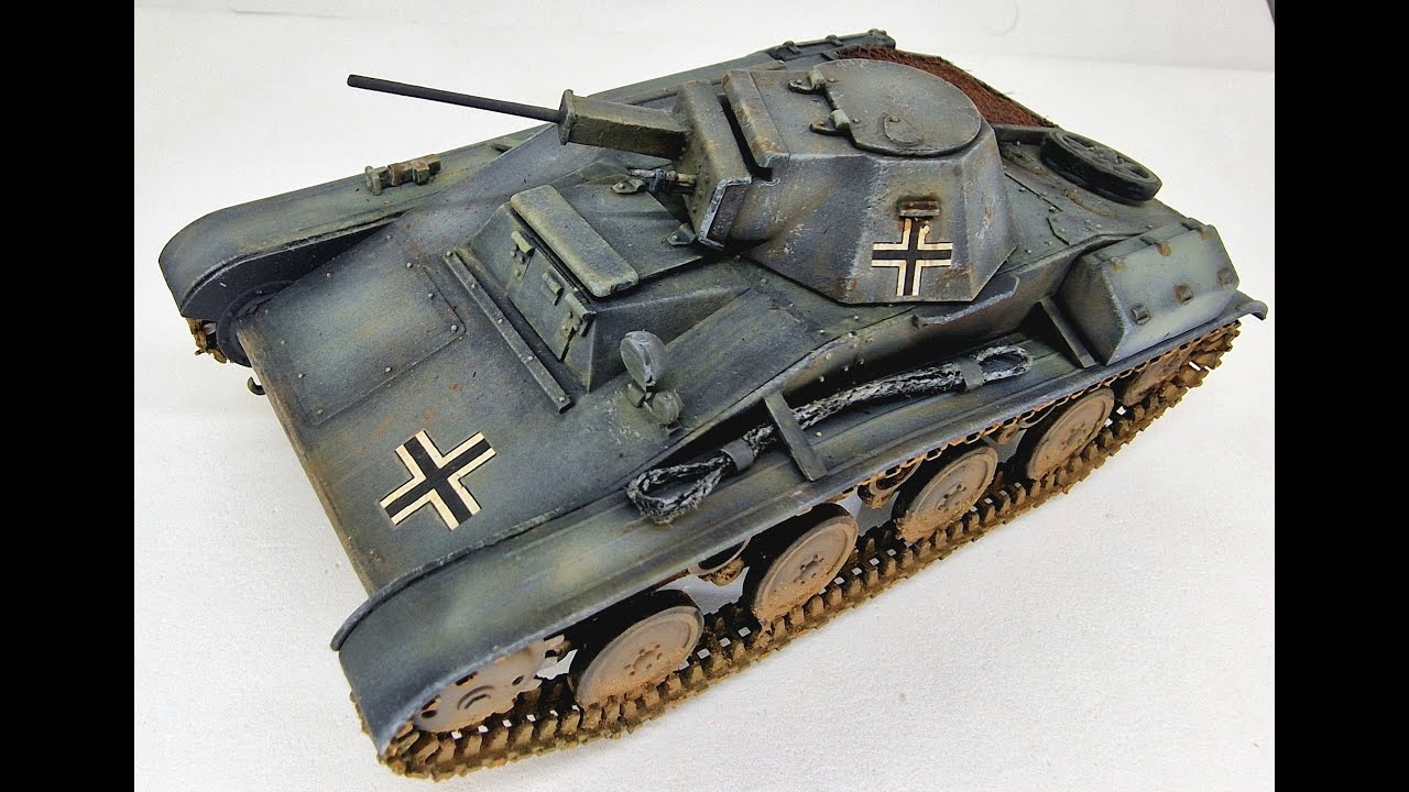 PzKpfw T-60 743(r) - MisterCraft E03 - scale model - 1/35  - lekki czołg rozpoznawczy.