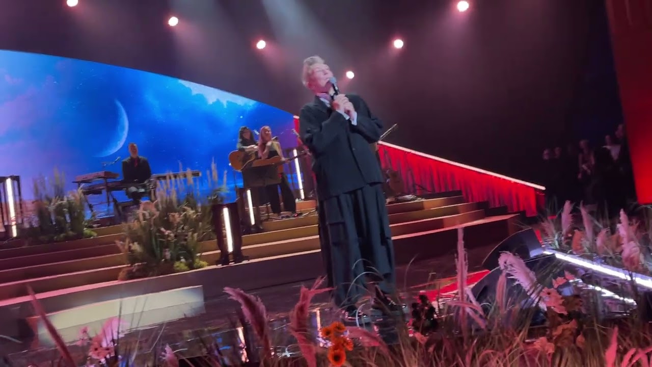 KD Lang tribute, Jann Arden , Ottawa, clip