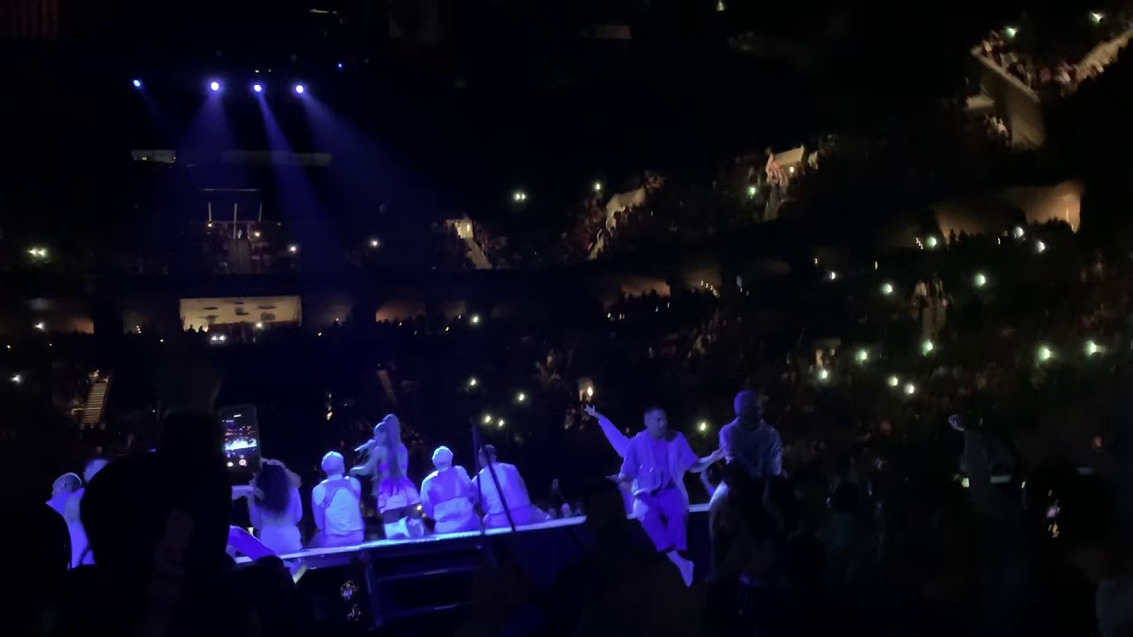 Ariana Grande NASA Brooklyn Night 2