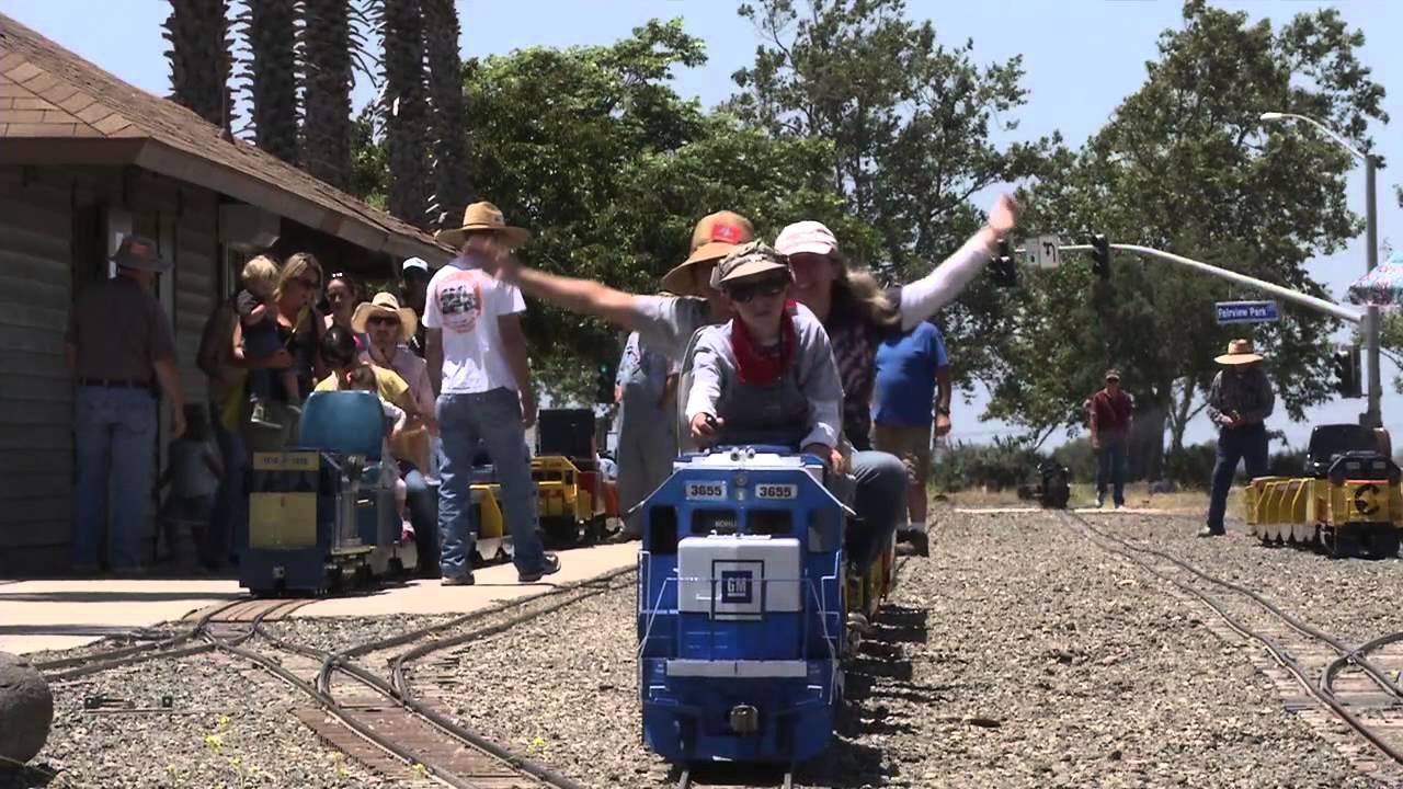 Costa Mesa My Sweet Home - Dan Krikorian lip-dub video