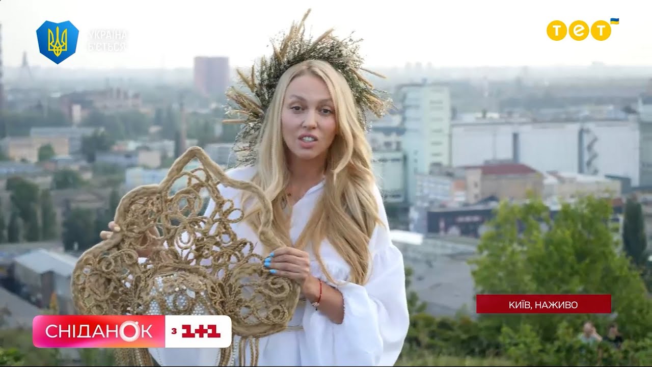 Полякова на Лысой Горе в прямом эфире сожгла свой кокошник
