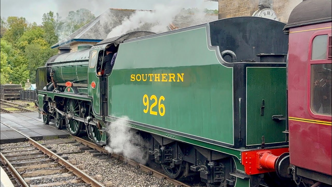 SR V 'Schools' 926 'Repton' On The North Yorkshire Moors Railway