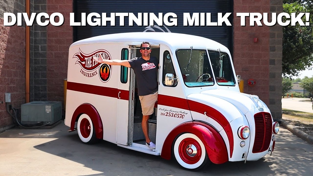 OUR BRAND NEW DIVCO LIGHTNING MILK TRUCK!