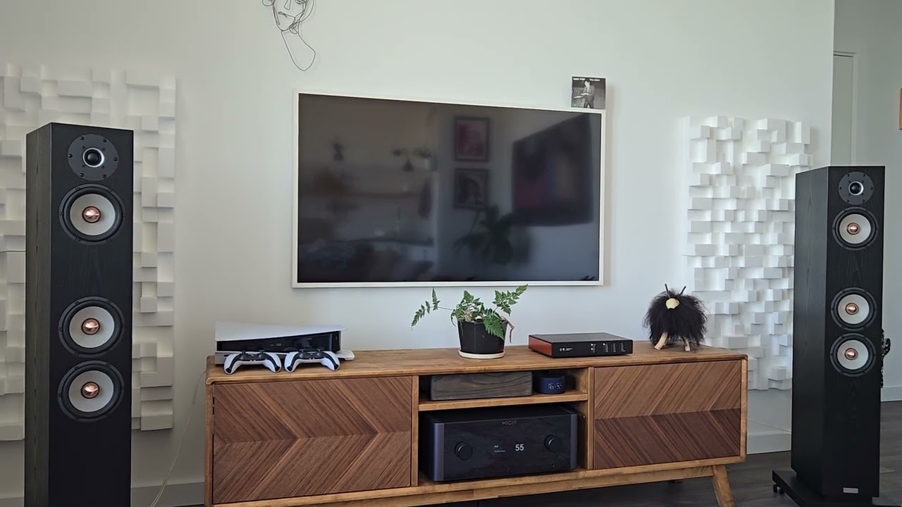 Penaudio Serenade Signature / Michi X5 / Holo Cyan 2 / WiiM Pro / Qobuz