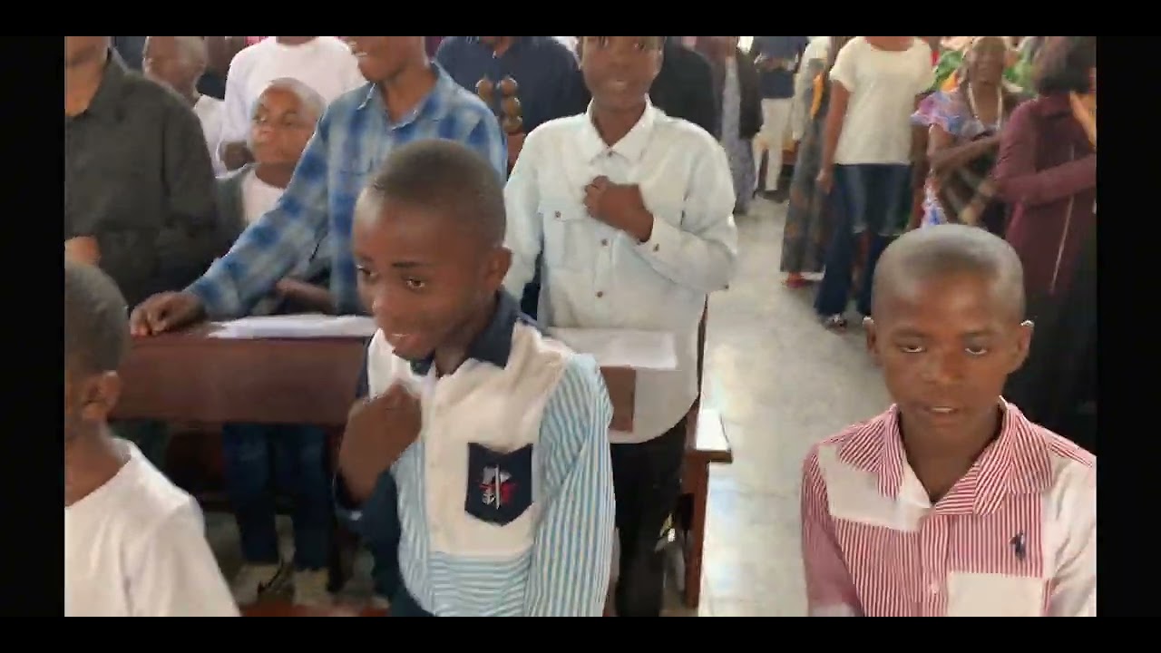 Mbingu na Dunia mix Ee moyo wangu (actions de grâce) by choeur de la chapelle Goma