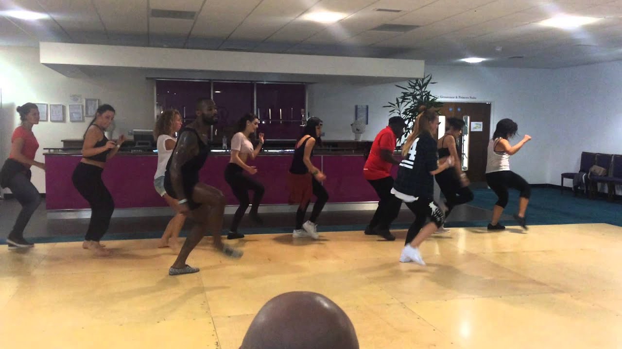 Sophie Fox and Tony Pirata Afro-House Hour Workshop UKDC-15
