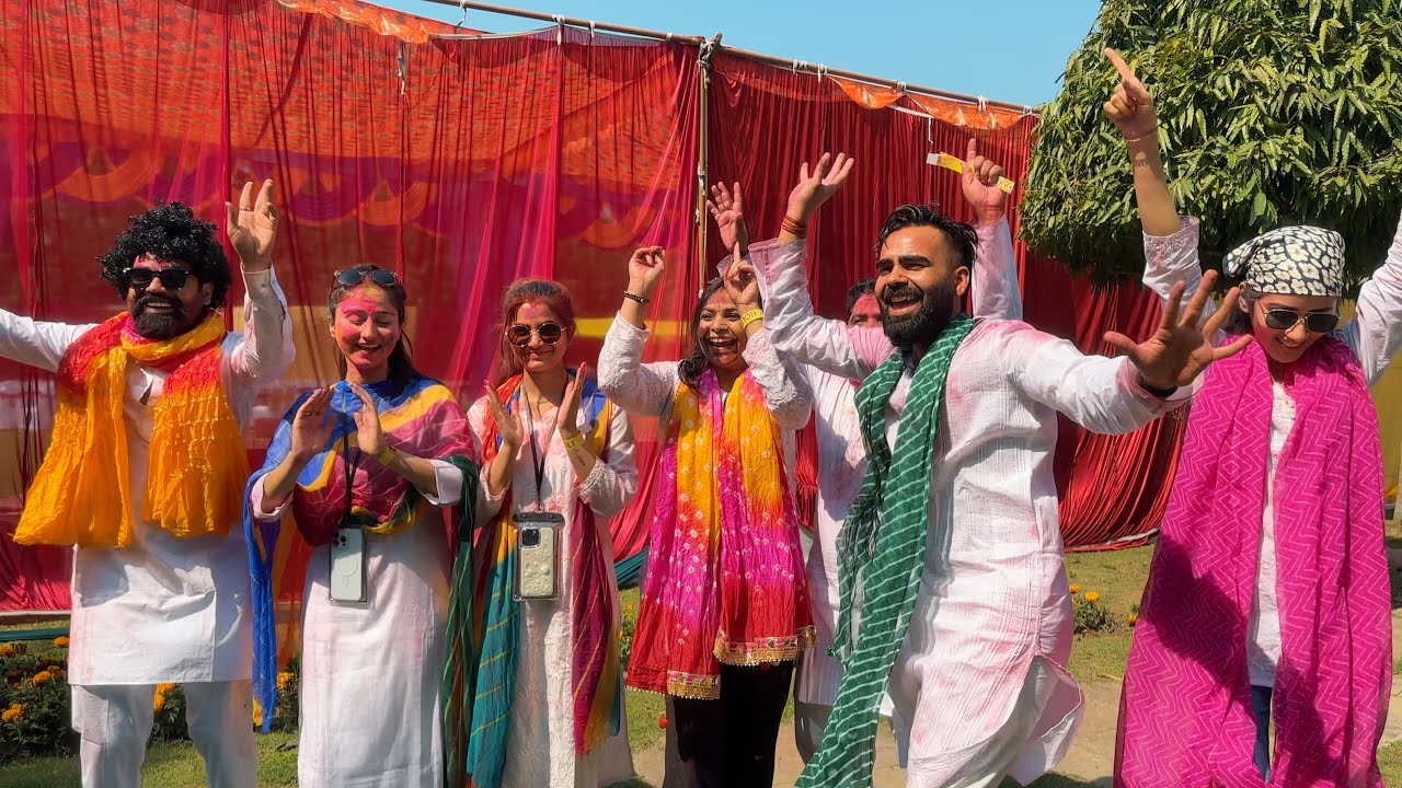 Holi Mei Sabne Mil Ke Machaya Dhamaal 🤩 Iss Holi Hua Kuch  Alag🤔