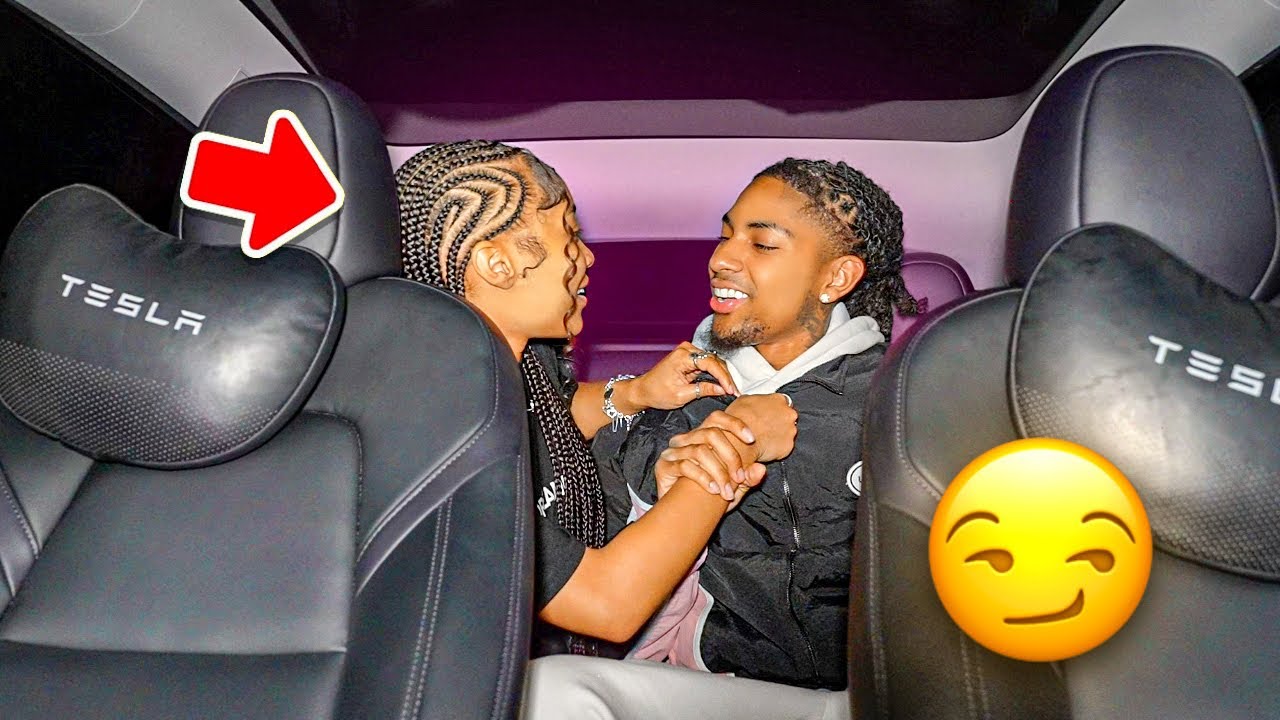 I TOLD HER COME TO THE BACKSEAT… | Vlogmas Day 5