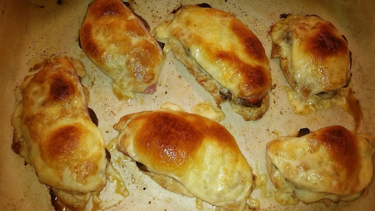 Magyar&oacute;v&aacute;ri csirkemell, nagyon gyorsan elk&eacute;sz&uuml;l &eacute;s rendk&iacute;v&uuml;l finom :-)  csak 4 alapanyag kell hozz&aacute;!
