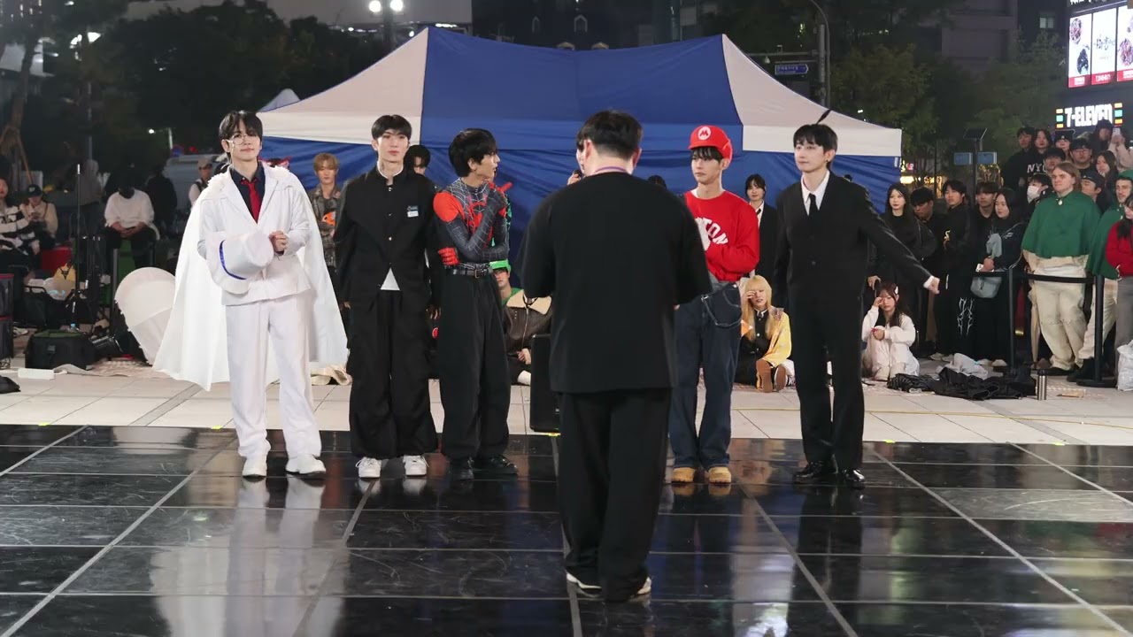 아트비트 @artbeat movie ARTBEAT HALLOWEEN BUSKING 251026 22