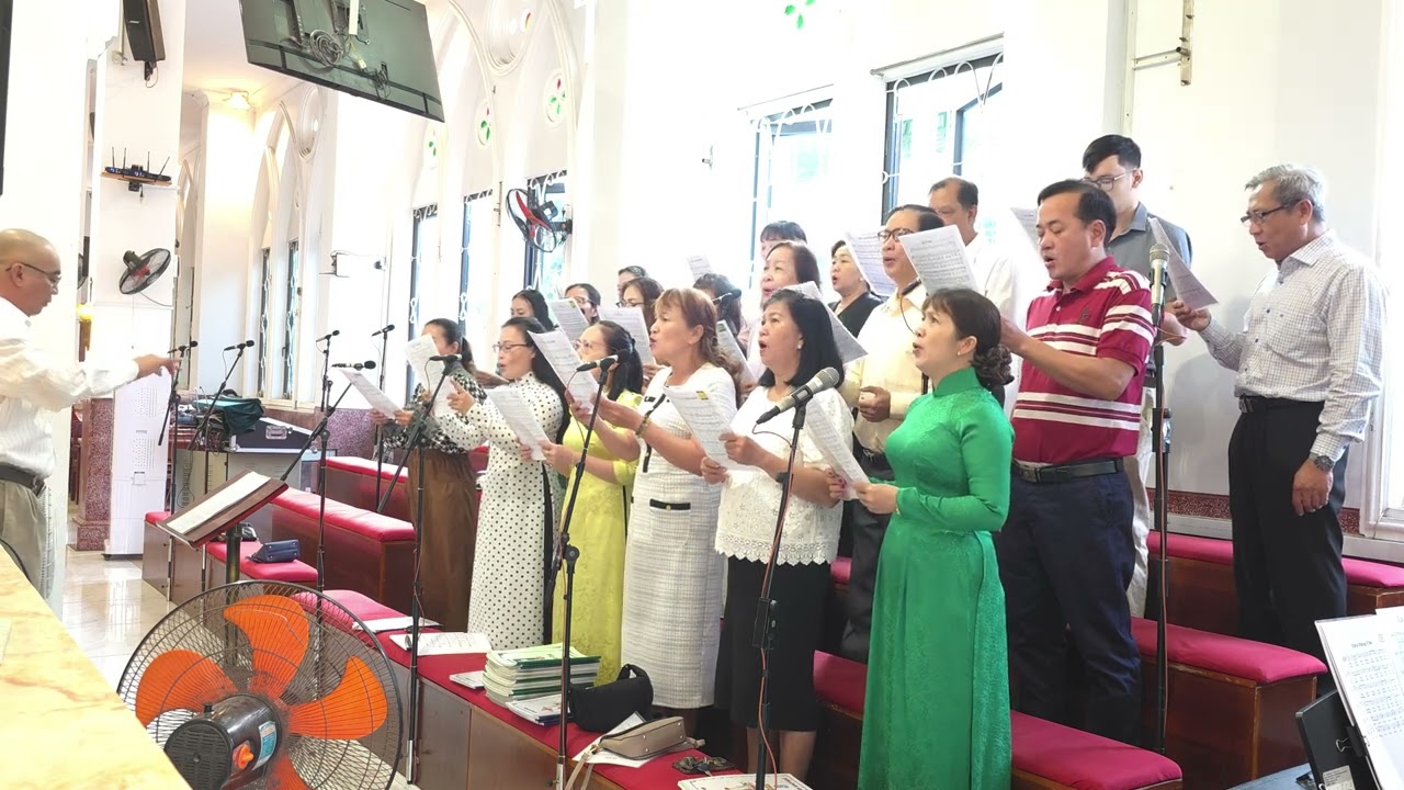 LẠC BƯỚC. ST: Lê Công Thảo. CN 25/01/26.