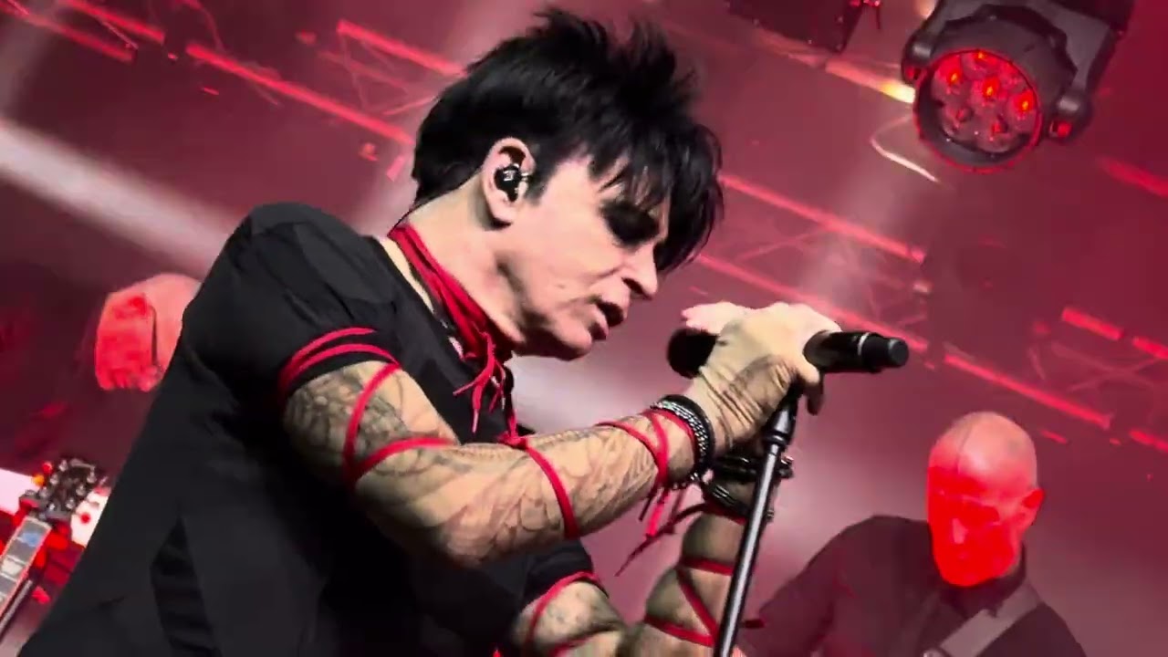 This wreckage Gary Numan live in Nottingham Nov 2025