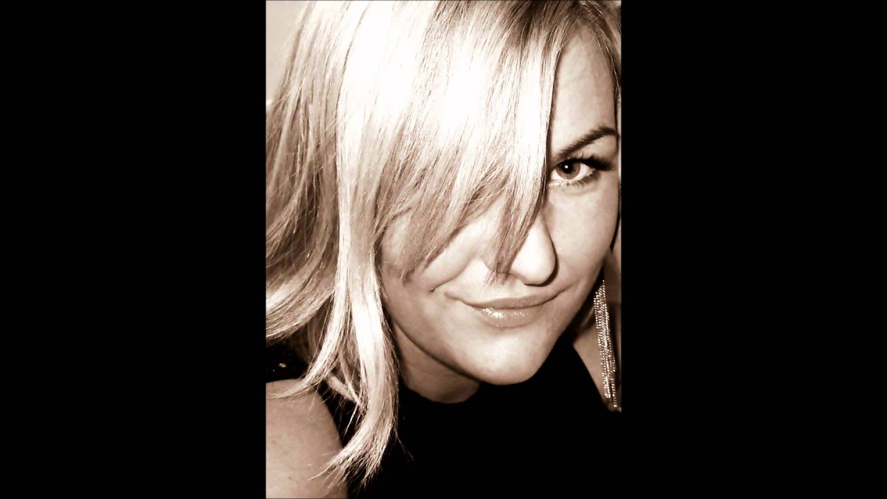Synne Valtri - Devil Gate Drive