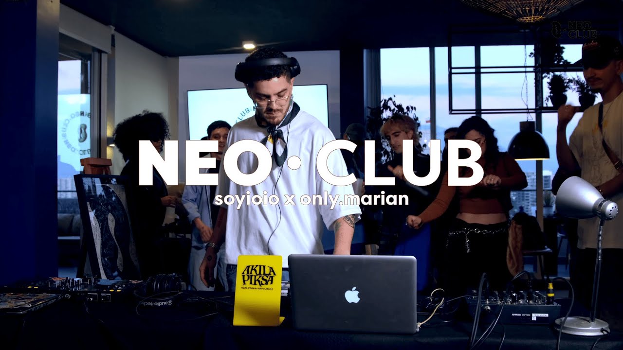 Neo Club Sessions 001: @Soyioio (Future Beats/Afrobeats) ft. @only.marian - Live at Santiago.
