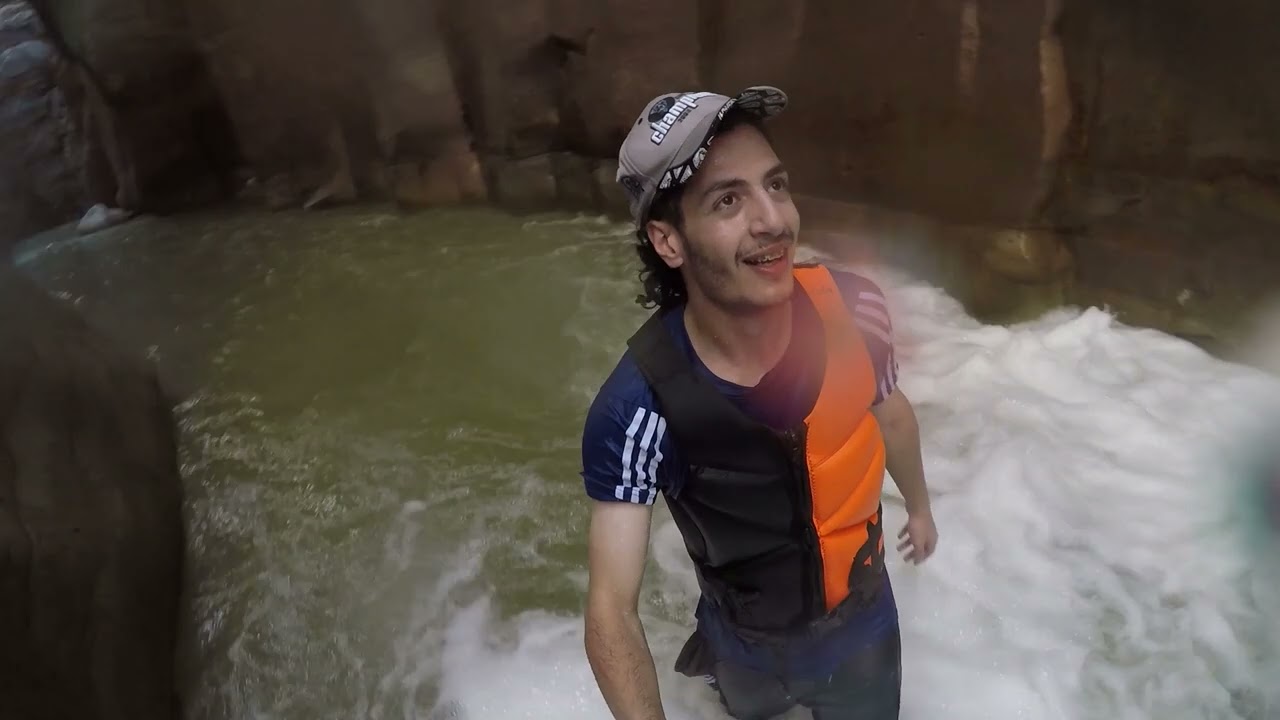 أجمل اللحظات في وادي الموجب مع محمد حافظ جبر