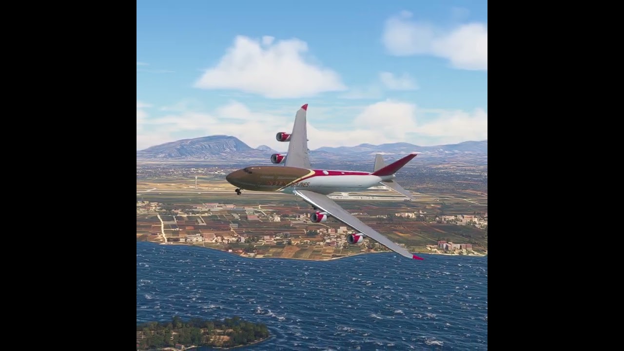 Airplane Emergency Landing at Airport Eps 709