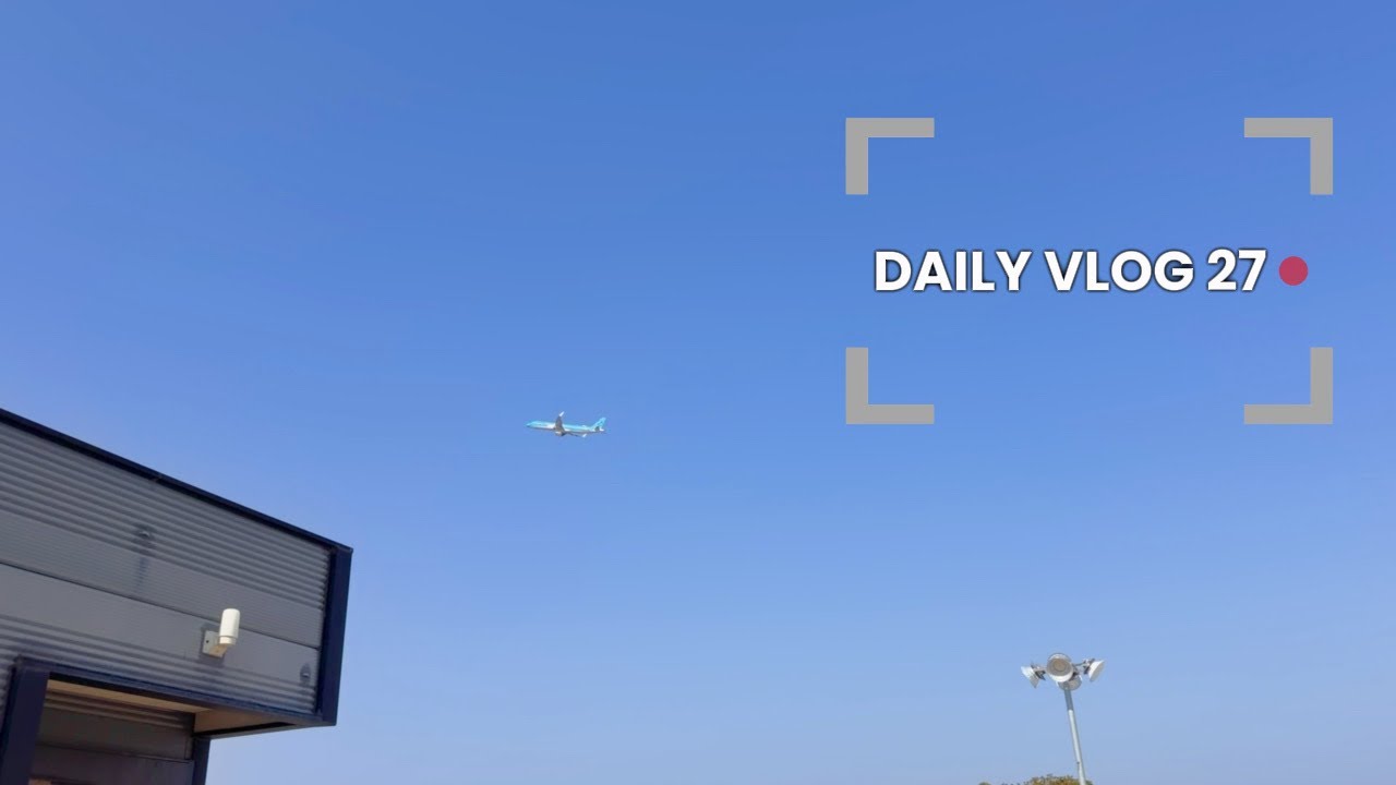 [Vlog] 자취브이로그 | 짧지만 행복했던 제주도2박3일여행 | 뒷북와삭칸먹방 | 에그인헬,롤유부초밥 |