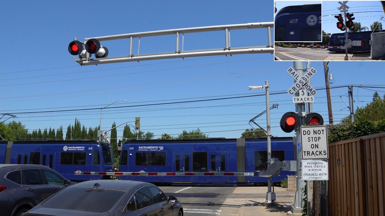 Starfire Dr. Railroad Crossing, Sacramento CA | SacRT Light Rail Trains