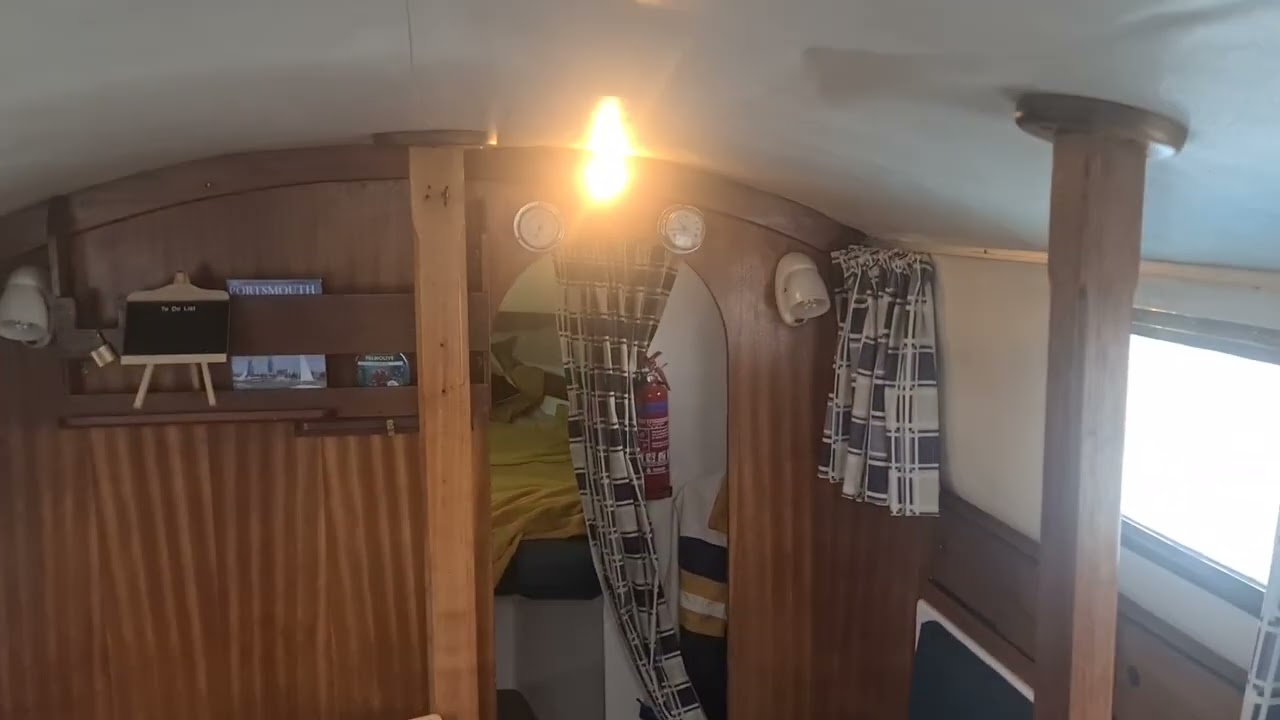 Westerly Centaur 1978 C layout..let's take a look inside.
