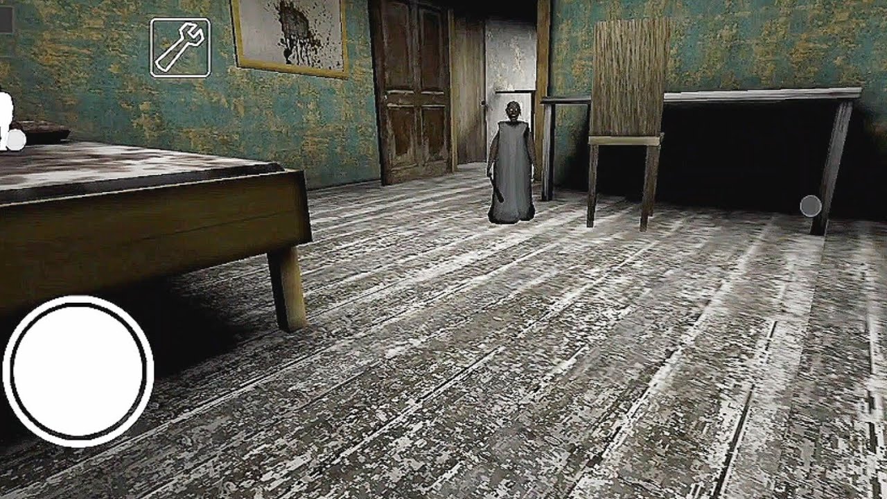 Small granny want to hug me | scarygaming003 | granny game escape with small granny 