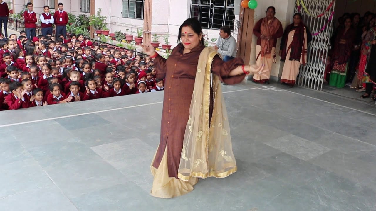 dil ye bechain ve raste pe nain ve | Children's day celebration | Saint Mary | Convent School