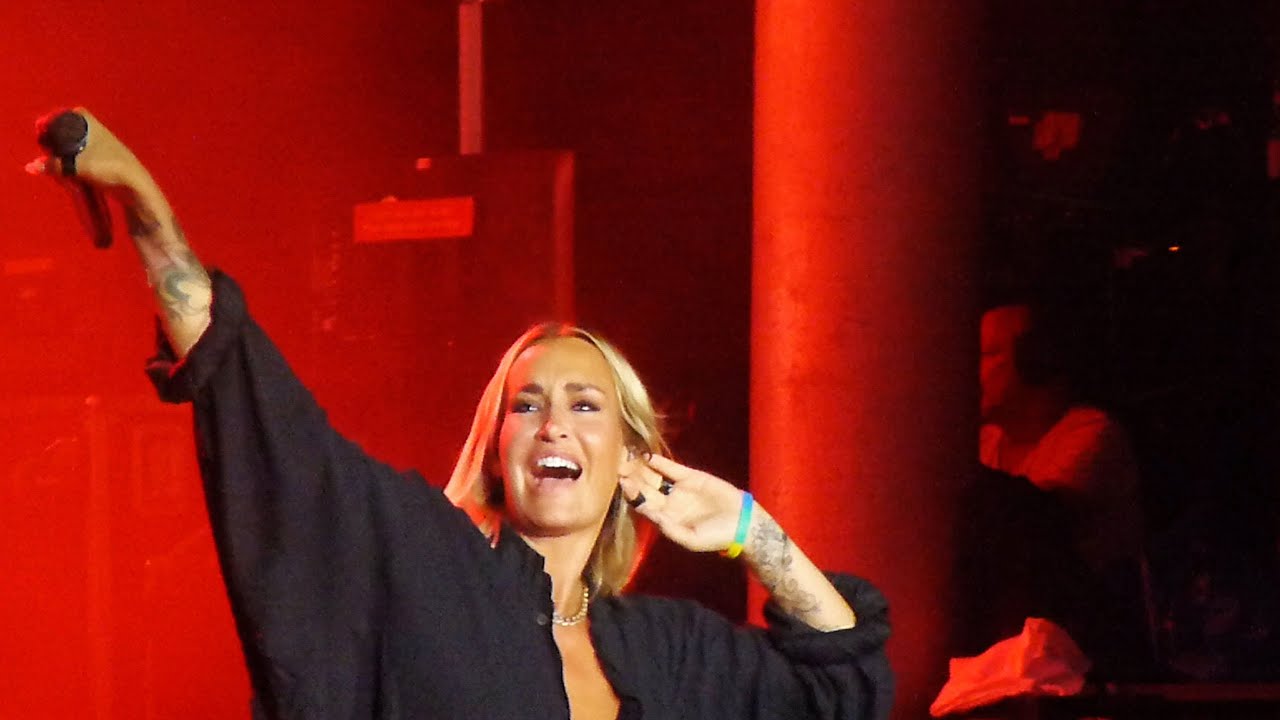 Sarah Connor    - Wie schön Du bist -     24.07.2022  Waldbühne Berlin