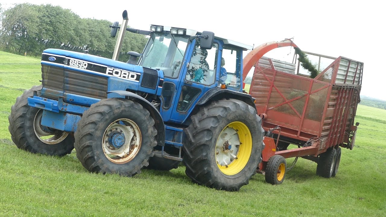 Ford 8830 | Making Grass Silage w/ Taarup 602b Forage Harvester | Danish Agriculture