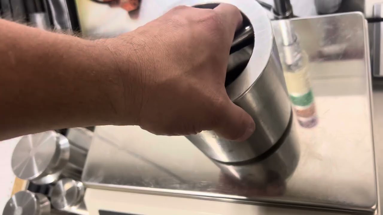 Calibration adjustment of a UWE   SEK-30K