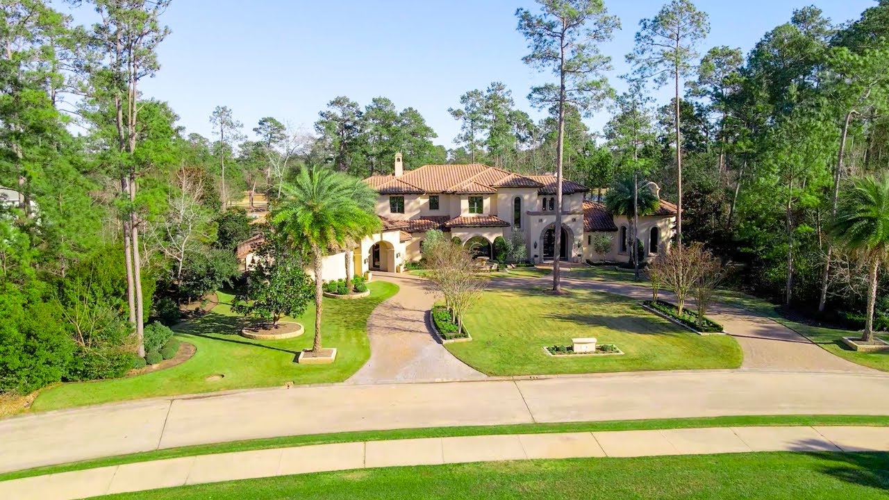 2 Electra Circle, The Woodlands TX