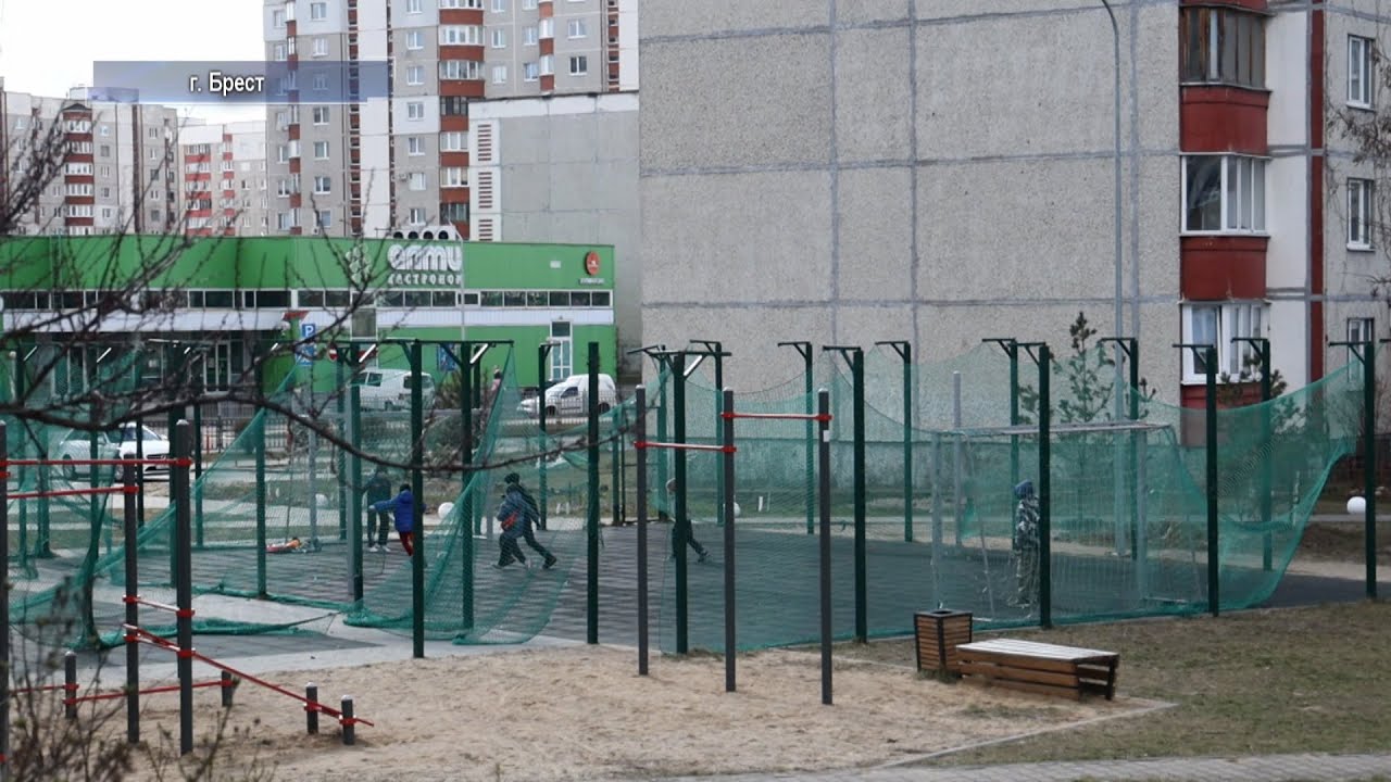 СТАДИОН МЕШАЕТ ЖИТЬ
