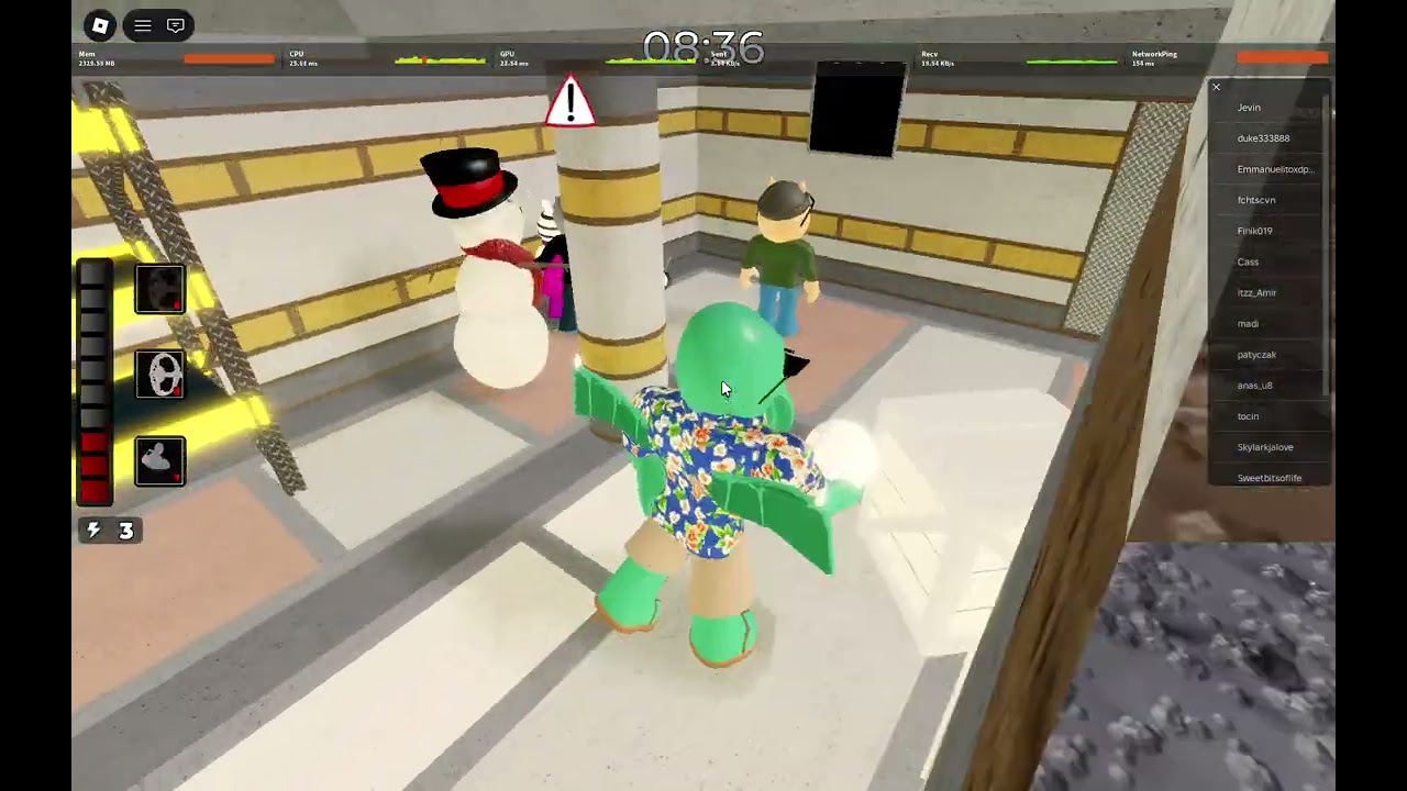 Piggy but its 100 players - Charlie skin