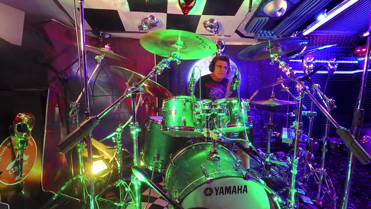 Simple Minds : Someone Somewhere ( in summertime ) - Drum Cover