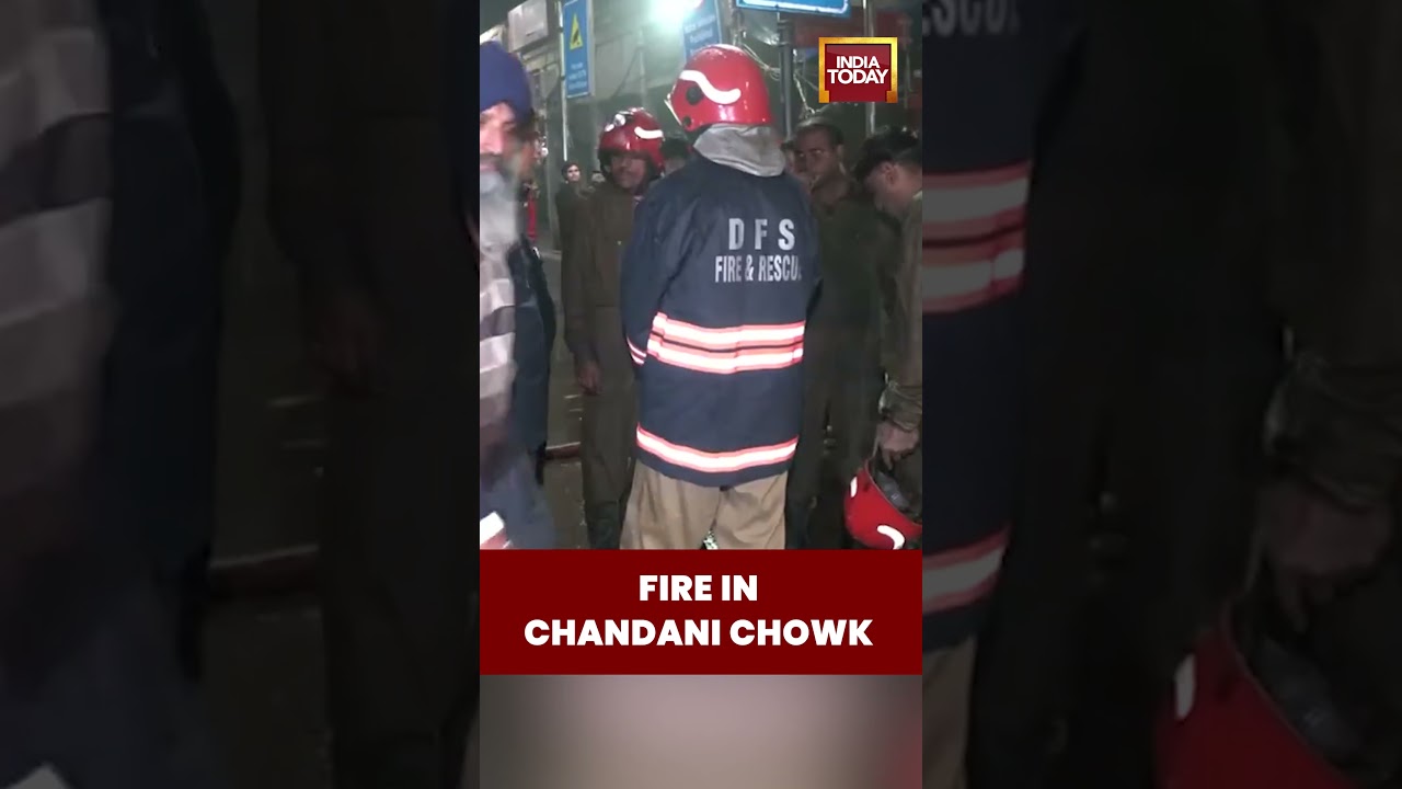 Delhi: Chandni Chowk Shop Catches Fire | India Today | News