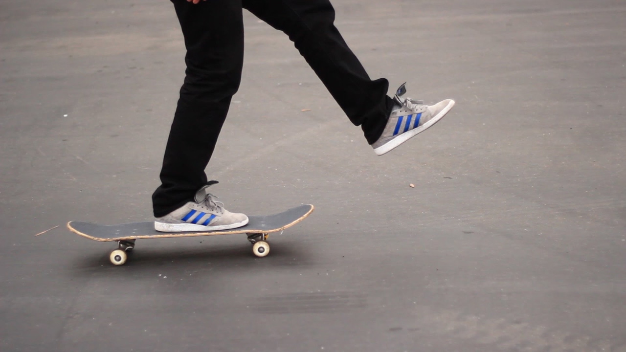 CARA BERMAIN SKATEBOARD UNTUK PEMULA