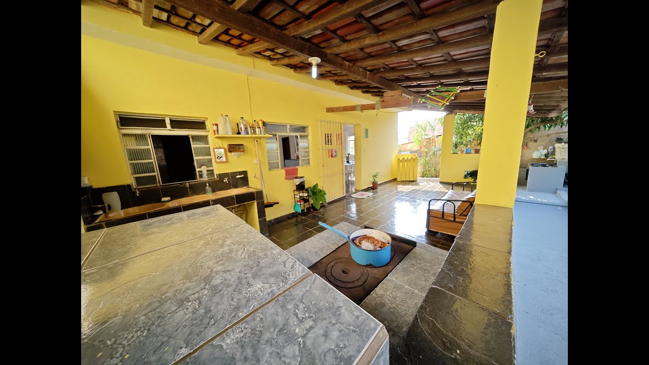 Casa completa 3 quartos + kitnet e Terraço para Venda Bairro Rosana Ribeirão das Neves MG