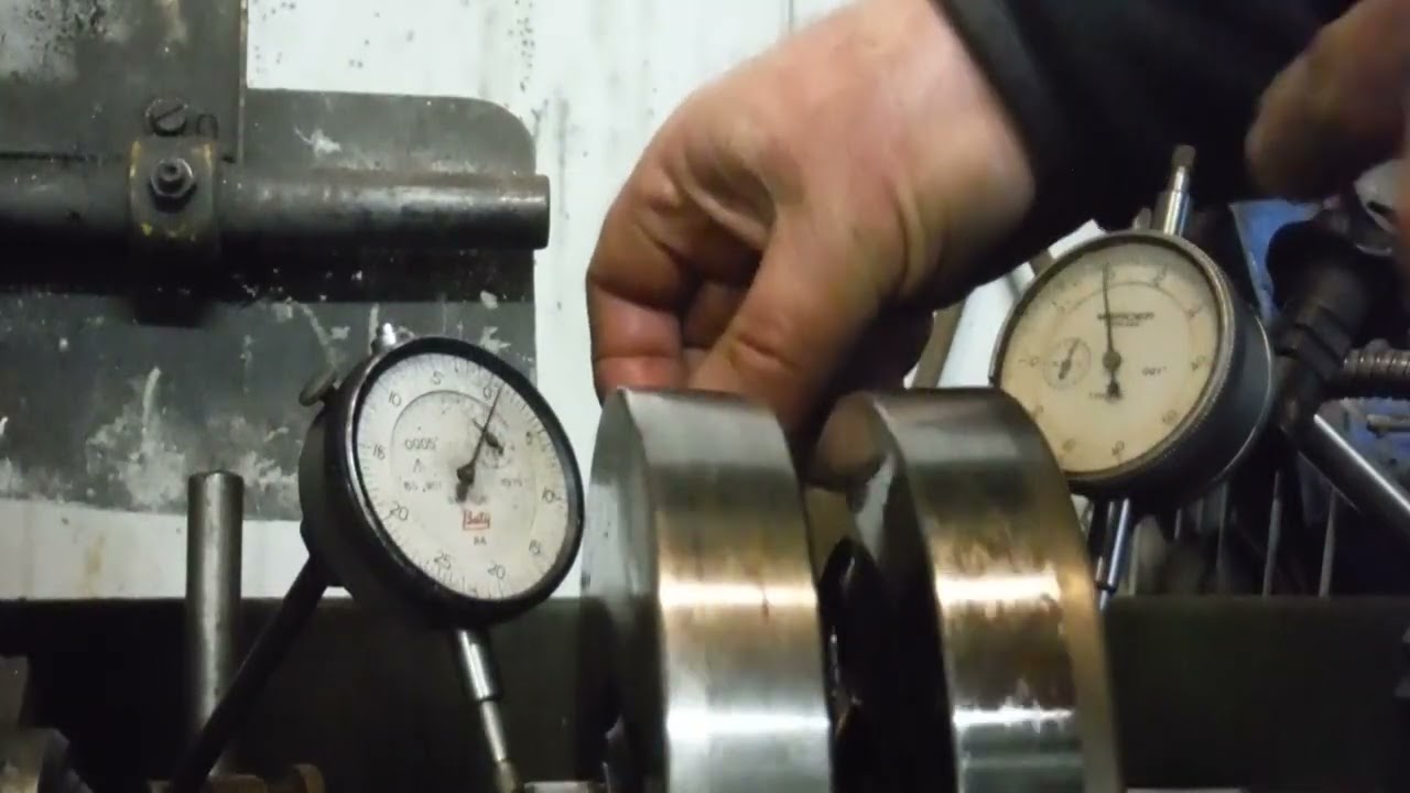 Мотоциклу Royal Enfield Bullet требуется ремонт двигателя и многое другое. Зафиксировано огромное...