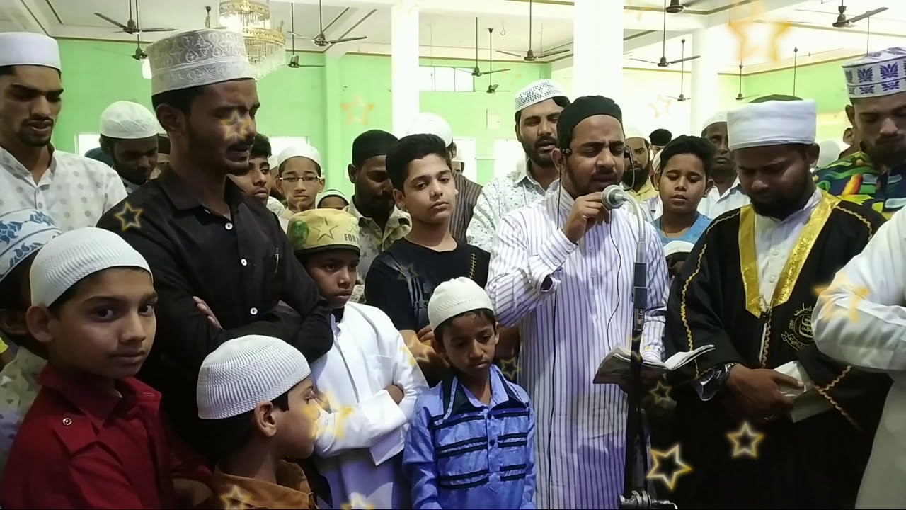 bulalo sarkar tum apne dar par.very beautiful voice