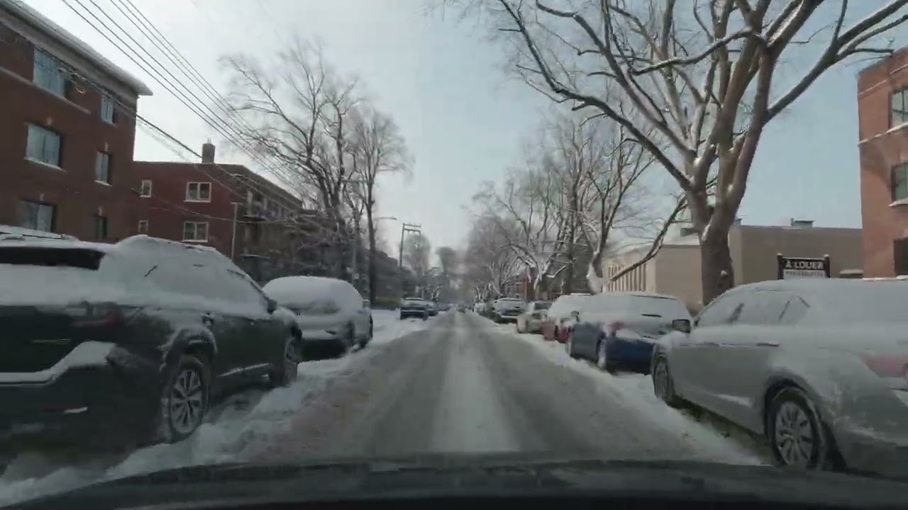 A Beautiful Sunny Day in Montreal | Décarie