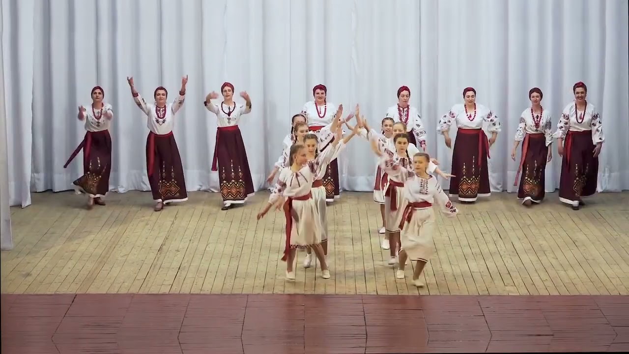 Танець «Дивна квітка» у виконанні всіх танцювальний груп!