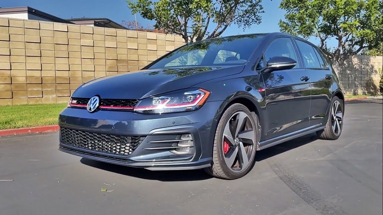 2020 Volkswagen Golf GTI 2.0T Autobahn Walkaround + Exhaust (No Talking)(ASMR)