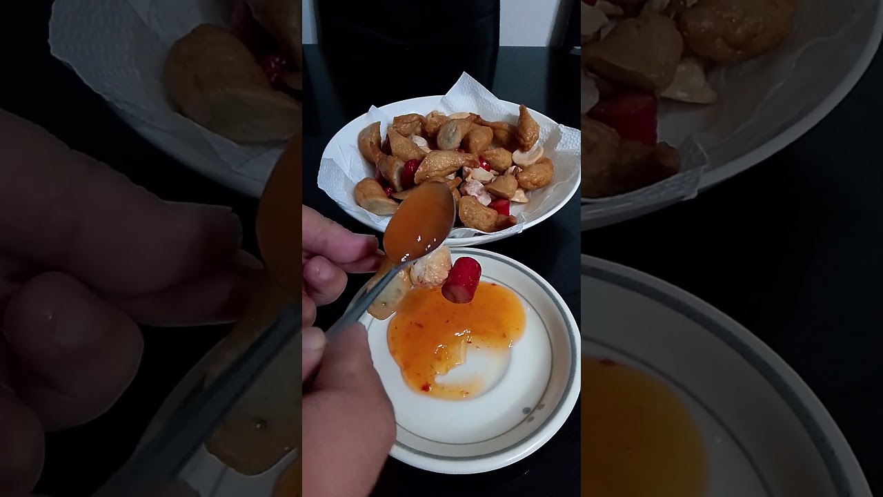 KIKIAM, SQUID BALL & HOTDOG w/ SWEET CHILI SAUCE 😋 