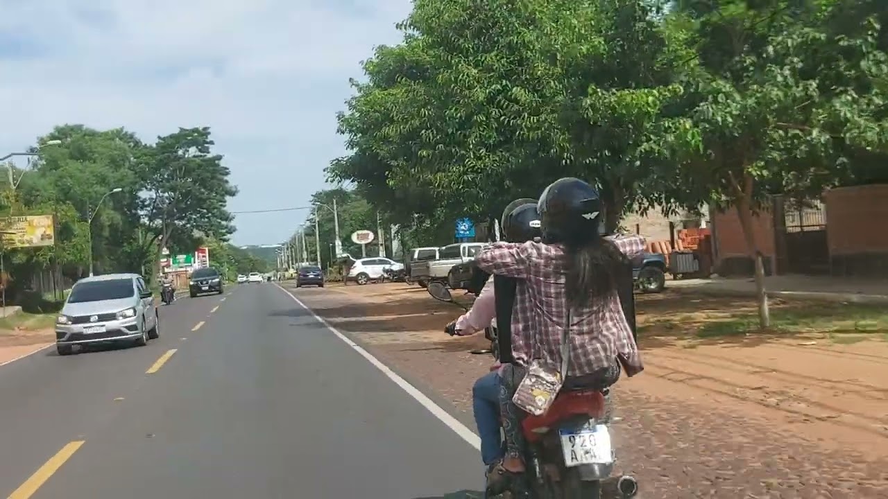 Recorriendo las calles de Aregua, Luque y Asunción del Paraguay.