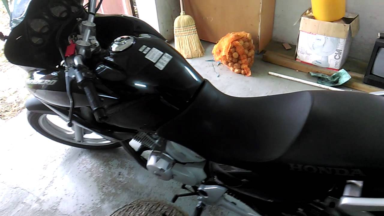 Honda Varadero 125 dźwięk silnika 2008r prezentacj