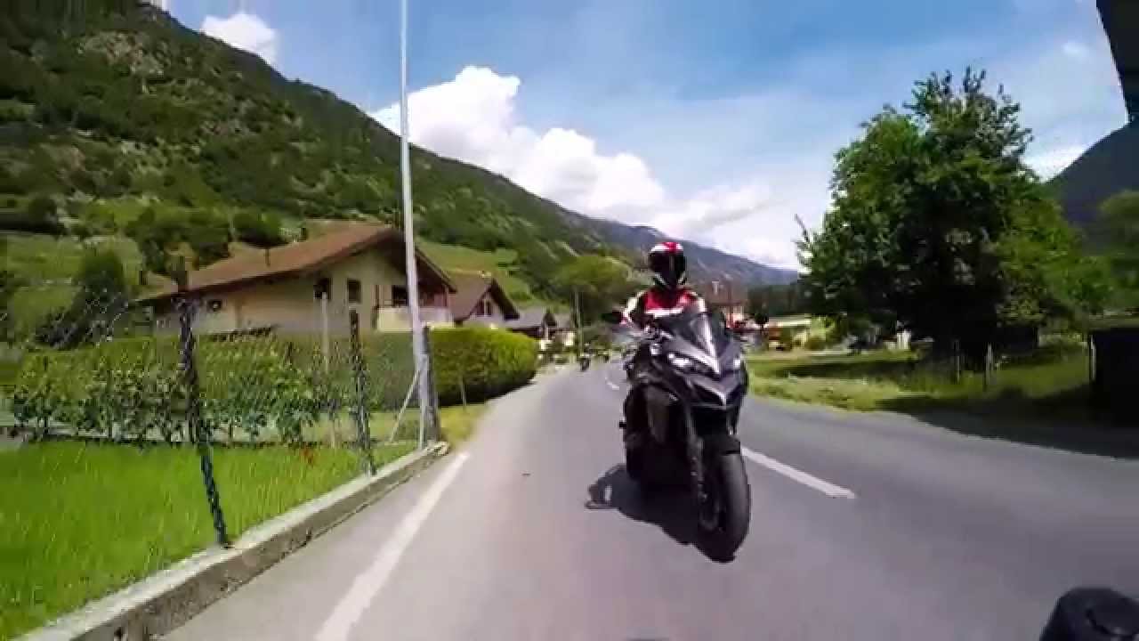 DUCATI Multistrada 2015 S (Lamborghini grey)  vs Multistrada Pikes Peak